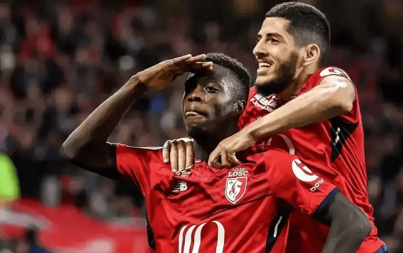 图卢兹客场大胜尼斯,法国联赛火力全开 图卢兹客场大胜尼斯,法国联赛火力全开