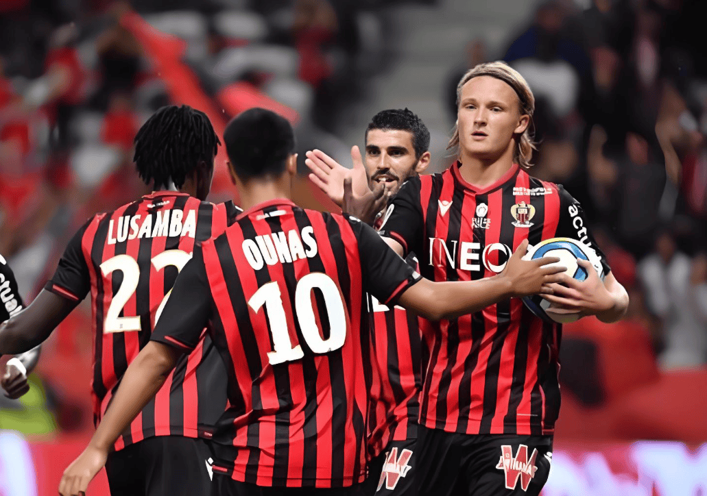 图卢兹客场大胜尼斯,法国联赛火力全开 图卢兹客场大胜尼斯,法国联赛火力全开